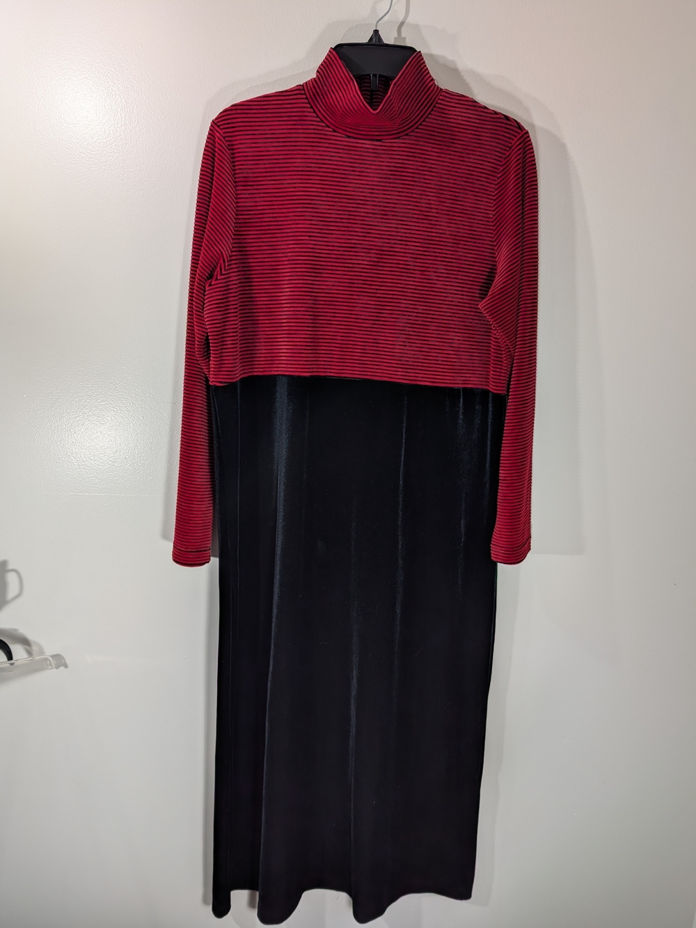 Talbots Red and Black Velvet Dress Petite Large NWT